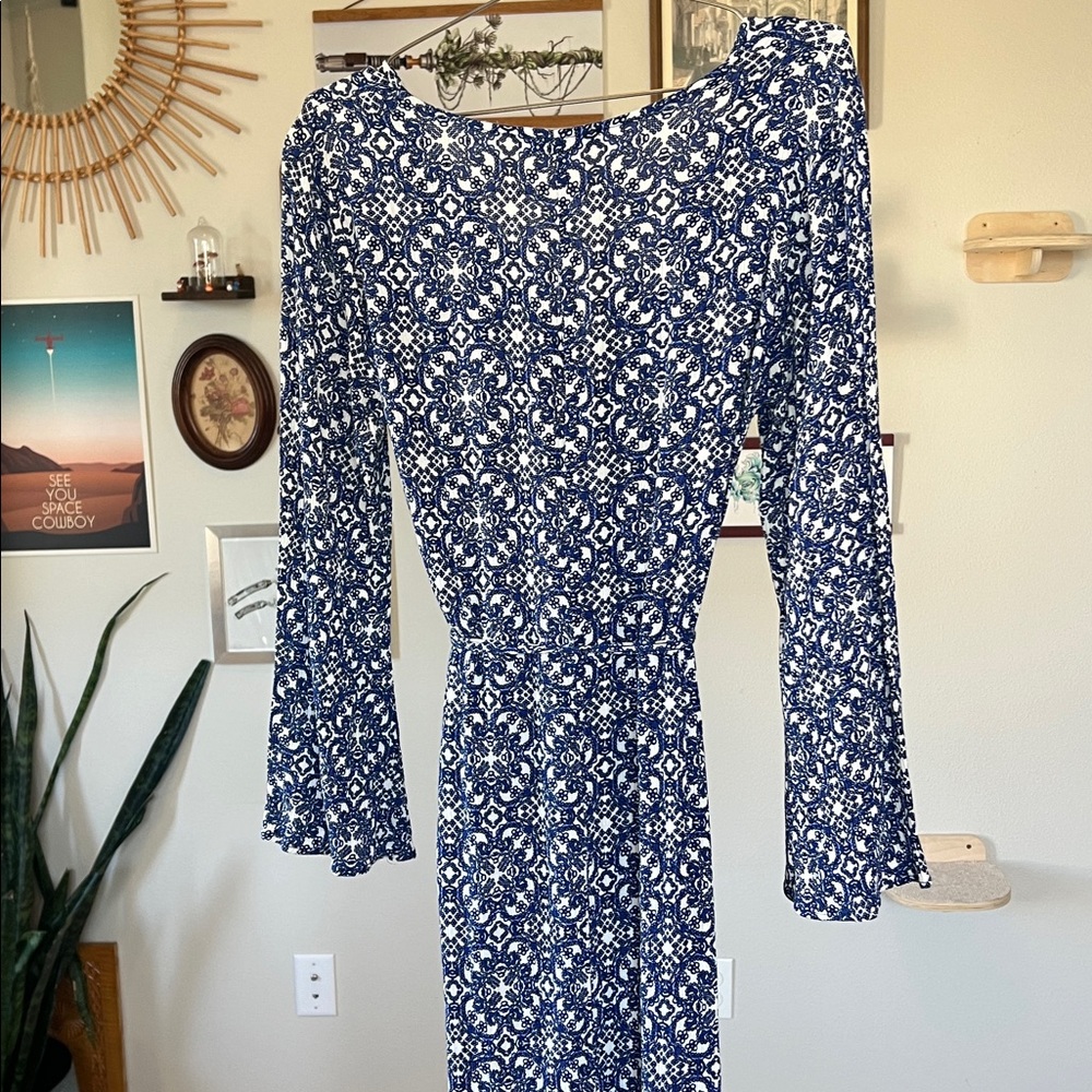 Lulu's Women's Mandala Daydream Blue Print Maxi Dress - Size L - Picture 9 of 11